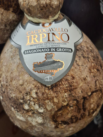 Caciocavallo Irpino stagionato in grotta 2 kg circa